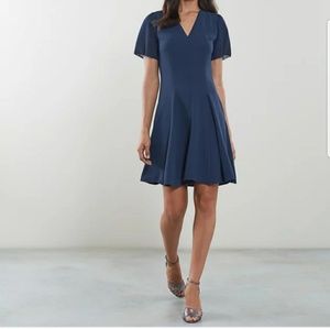 Fare silhouette dress